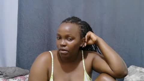 cute_lyn6 online show from August 2, 8:46 am