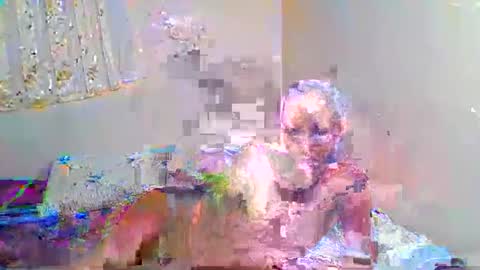 Snapshot of cute_messy chatting on April 22, 6:20 pm cute messy online show from April 22, 6:20 pm