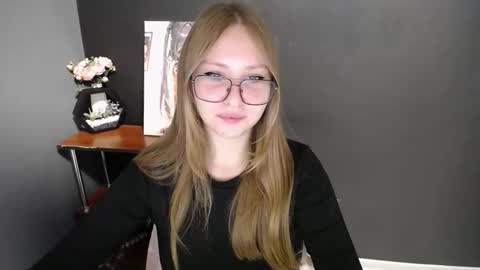 Veronica online show from November 21, 8:02 am