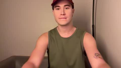 Snapshot of cute_moneylover chatting on November 22, 7:13 pm Pavla online show from November 22, 7:13 pm