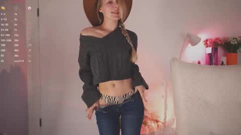 Snapshot of cute_pie_an chatting on September 13, 12:32 am AN online show from September 13, 12:32 am