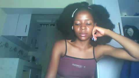 Snapshot of cute_sexy3 chatting on May 11, 11:35 pm SHARON online show from May 11, 11:35 pm