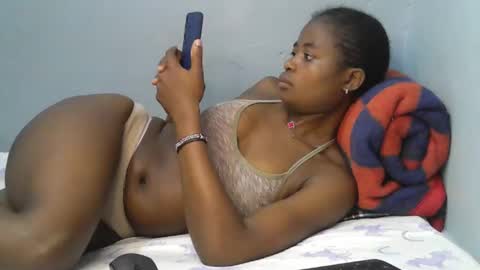 Snapshot of cute_shaniz chatting on September 22, 4:47 am cute_shaniz online show from September 22, 4:47 am