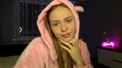 cute_shy06 online show from December 17, 8:59 pm