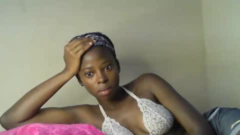 cute_sonny online show from November 29, 6:38 am