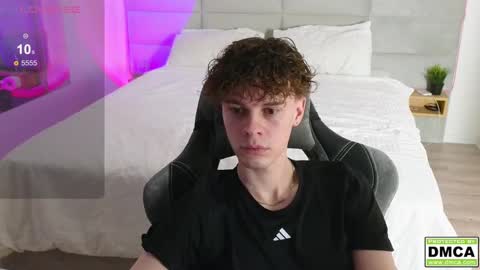 Thomas -  online show from March 11, 7:25 pm