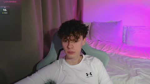 Thomas -  online show from May 9, 6:46 pm