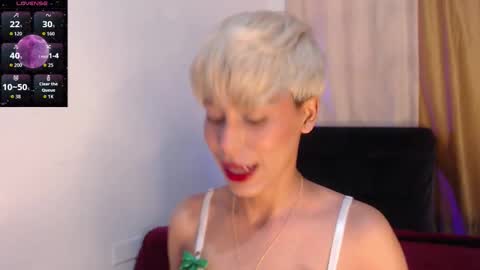 Snapshot of cute_valerie666 chatting on February 26, 2:38 pm valerie online show from February 26, 2:38 pm