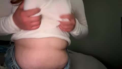 Snapshot of cuteandchubbybaby chatting on February 27, 1:05 am cuteandchubbybaby online show from February 27, 1:05 am