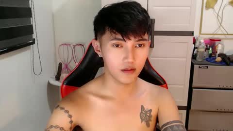 Steph online show from May 22, 3:02 am