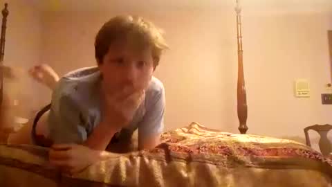 cuteboii29 online show from February 13, 4:00 am