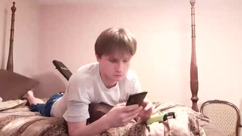 cuteboii29 online show from February 19, 2:55 am