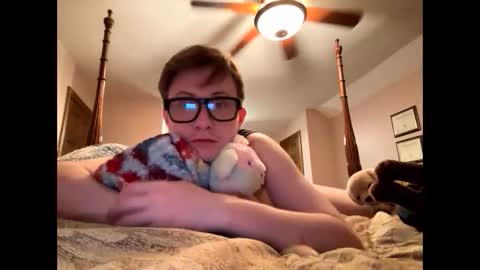 cuteboii29 online show from November 20, 4:45 am