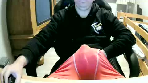 Cuteboy090 online show from November 29, 10:13 pm