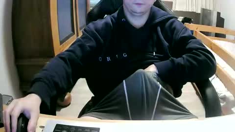 Snapshot of cuteboy090 chatting on March 11, 2:56 pm Cuteboy090 online show from March 11, 2:56 pm