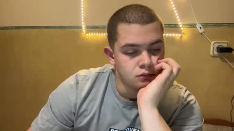 Alex online show from November 1, 7:49 pm