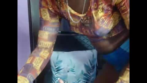 cutebuu online show from November 1, 9:33 am