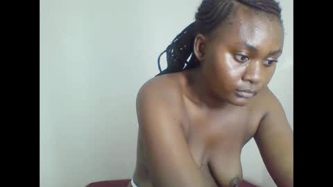 cutecaramela online show from April 18, 7:07 pm