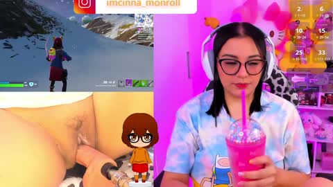 Snapshot of cutecinamonroll chatting on January 12, 8:57 pm Cinna independent model online show from January 12, 8:57 pm