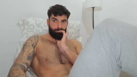 cuteeboy online show from February 16, 1:16 pm