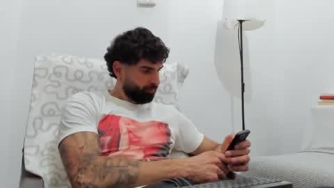 cuteeboy online show from February 28, 4:41 pm