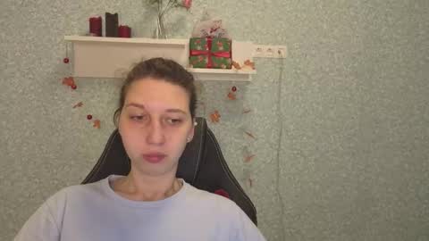 Elli online show from December 23, 5:27 am