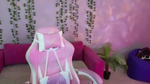 Amyy online show from May 24, 1:21 am