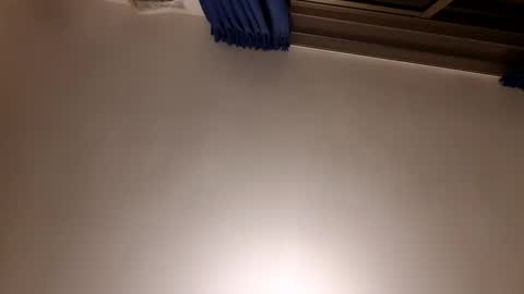 Snapshot of cuteguy52 chatting on March 30, 9:27 pm cuteguy52 online show from March 30, 9:27 pm