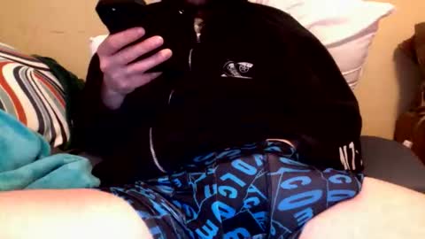 cutehungboi online show from February 1, 4:49 pm