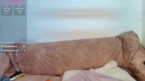 tell me jess   online show from February 25, 5:28 am