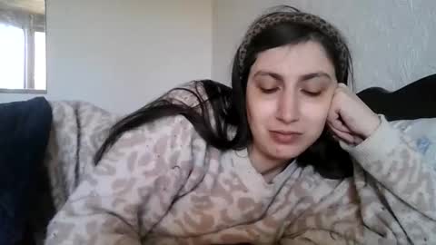 Snapshot of cutekattie chatting on April 10, 5:56 am cutekattie online show from April 10, 5:56 am