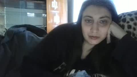 cutekattie online show from June 19, 9:57 am