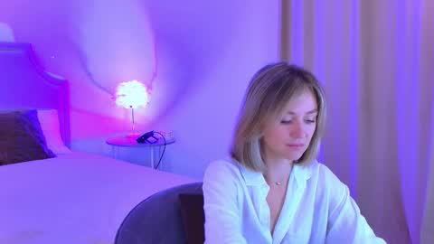 cutemirage online show from November 2, 2:30 pm