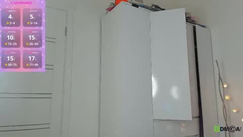 Snapshot of cutenessnicole chatting on March 9, 8:52 pm cutenessnicole online show from March 9, 8:52 pm