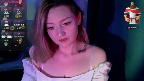 Snapshot of cutepie33 chatting on October 21, 4:46 am cutepie33 online show from October 21, 4:46 am