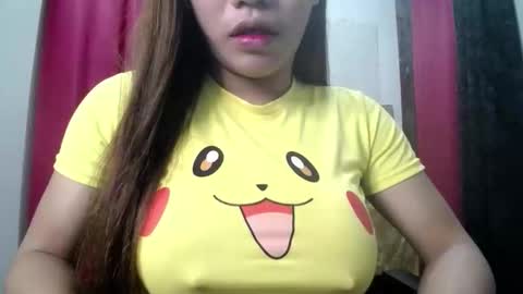 Snapshot of cutepinay143 chatting on May 20, 12:28 am isabel online show from May 20, 12:28 am