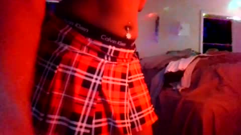 Snapshot of cuteshotkiki chatting on July 7, 6:45 pm mary mack online show from July 7, 6:45 pm