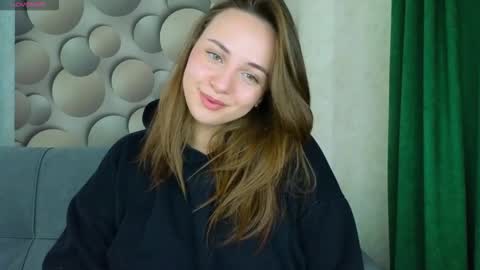 Snapshot of cutesmile_sharon chatting on October 16, 6:14 am cutesmile sharon online show from October 16, 6:14 am
