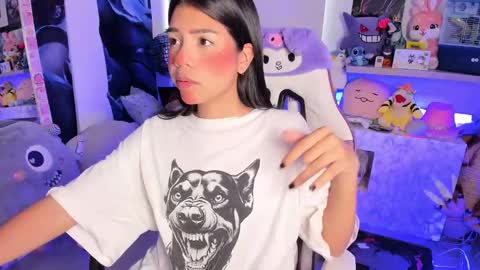 Snapshot of cutestephuwu chatting on February 17, 9:30 pm  - independent model online show from February 17, 9:30 pm