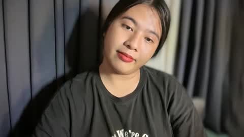 Snapshot of cutestgurl_ chatting on June 5, 2:18 am cute online show from June 5, 2:18 am