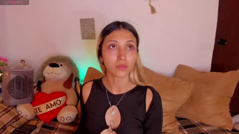 Snapshot of cuteweed420 chatting on July 29, 3:37 am cuteweed420 online show from July 29, 3:37 am