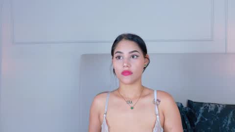 cutewofy online show from May 16, 7:12 pm