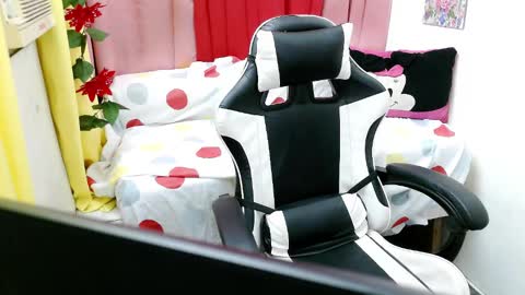 Snapshot of cuteychub chatting on January 15, 2:21 pm cuteychub online show from January 15, 2:21 pm