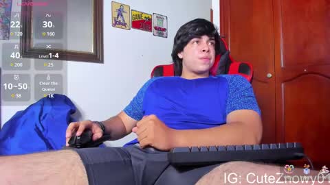 Ask me online show from February 12, 10:59 pm