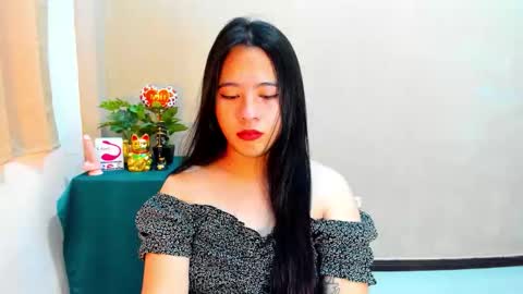 Snapshot of cutie_asianwoman chatting on October 24, 6:54 am cutie_asianwoman online show from October 24, 6:54 am