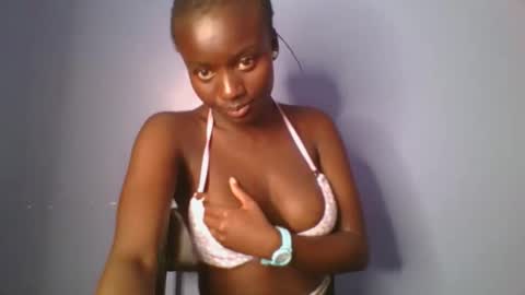 Snapshot of cutie_choco chatting on September 17, 3:46 pm cutie_choco online show from September 17, 3:46 pm