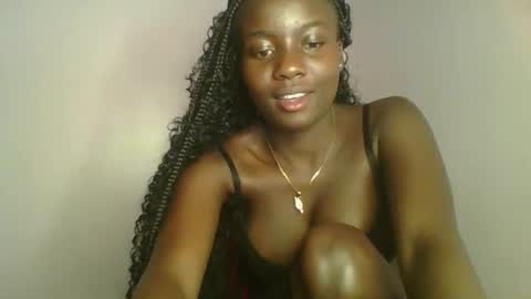 Snapshot of cutie_choco chatting on October 2, 9:44 pm cutie_choco online show from October 2, 9:44 pm
