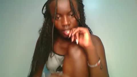 Snapshot of cutie_choco chatting on November 18, 4:33 pm cutie_choco online show from November 18, 4:33 pm