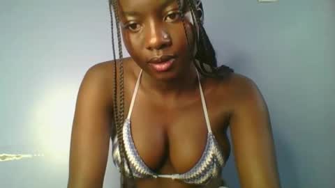 Snapshot of cutie_choco chatting on January 10, 10:28 am cutie_choco online show from January 10, 10:28 am