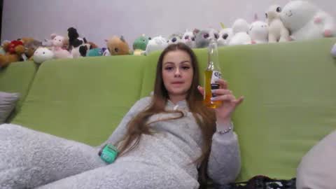 Chloe online show from January 17, 11:08 pm